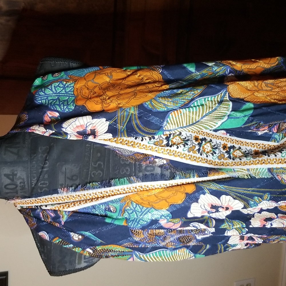 Coverup - Picture 2 of 7